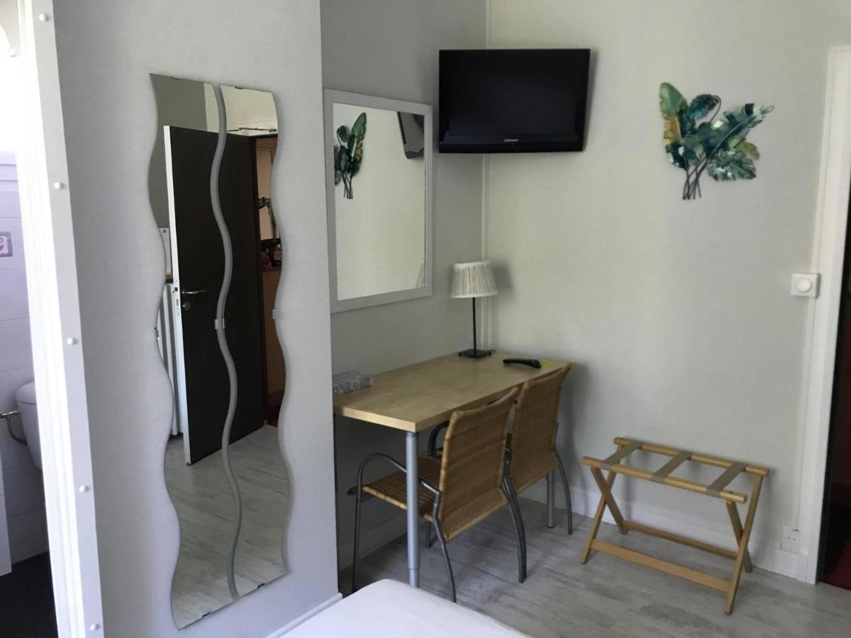 גיילאק Logis Hotel L'Occitan 2 Etoiles מראה חיצוני תמונה