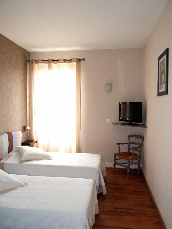 גיילאק Logis Hotel L'Occitan 2 Etoiles חדר תמונה