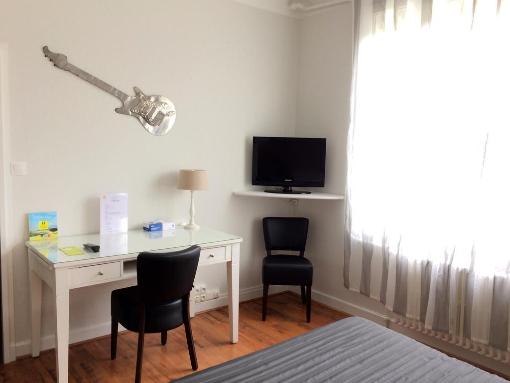 גיילאק Logis Hotel L'Occitan 2 Etoiles מראה חיצוני תמונה