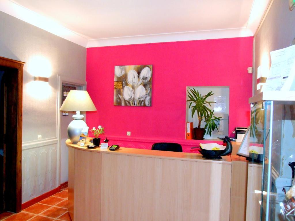 גיילאק Logis Hotel L'Occitan 2 Etoiles מראה חיצוני תמונה